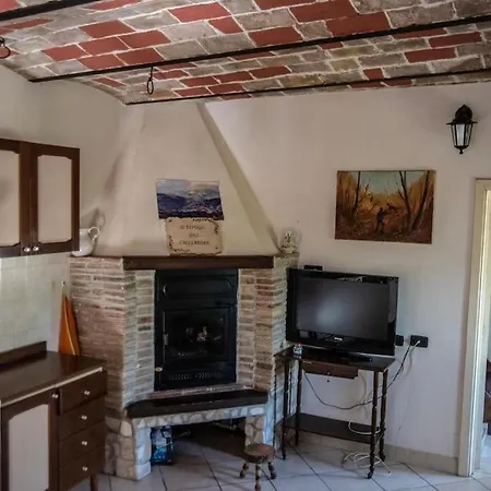 Il Rifugio Del Cacciatore / The Hunter's Shelter Pretoro