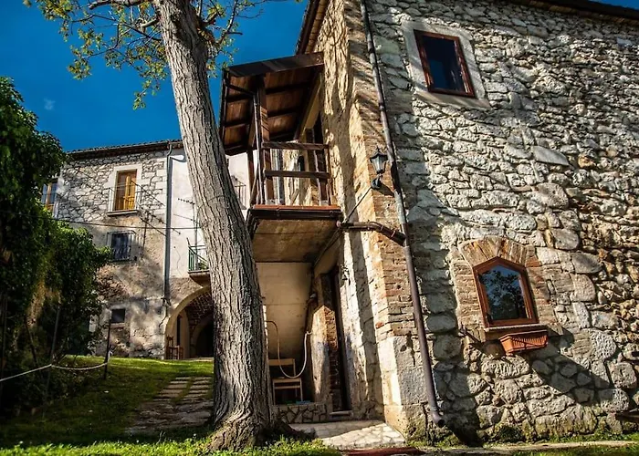 Il Rifugio Del Cacciatore / The Hunter's Shelter פרטורו