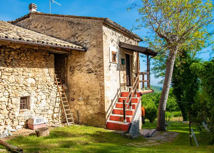 Il Rifugio Del Cacciatore / The Hunter's Shelter בית נופש *