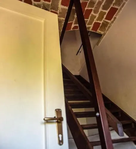 Il Rifugio Del Cacciatore / The Hunter's Shelter Дом отдыха *