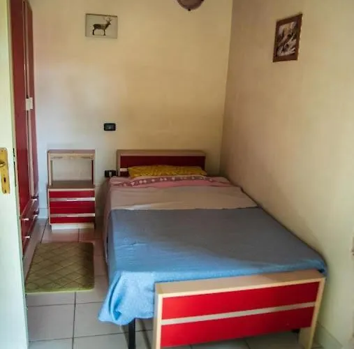 בית נופש Il Rifugio Del Cacciatore / The Hunter's Shelter פרטורו