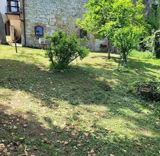 Дом отдыха Il Rifugio Del Cacciatore / The Hunter's Shelter Преторо