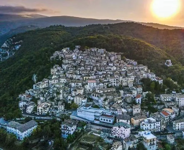 בית נופש Il Rifugio Del Cacciatore / The Hunter's Shelter